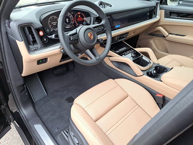 Used 2026 Porsche Cayenne Coupe AWD/4WD image 4