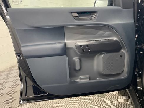 New 2025 Ford Maverick Tremor AWD/4WD image 16
