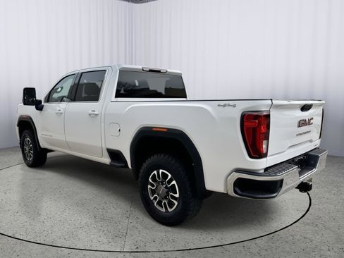 Used 2021 GMC Sierra 2500 SLE w/ SLE Value Package; image 10