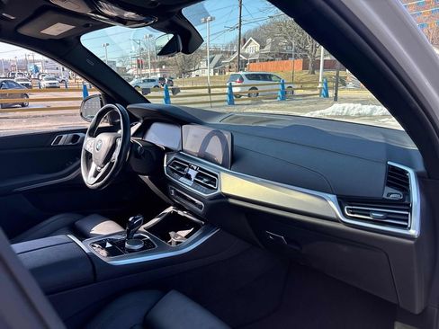 Used 2019 BMW X5 xDrive40i w/ Premium Package 2 image 35