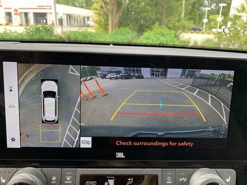 Used 2024 Toyota Grand Highlander AWD Hybrid image 22