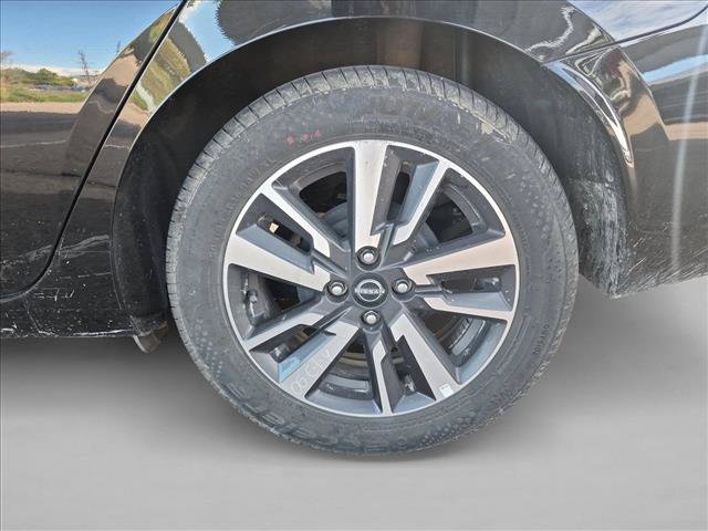 Used 2025 Nissan Versa SV FWD image 13