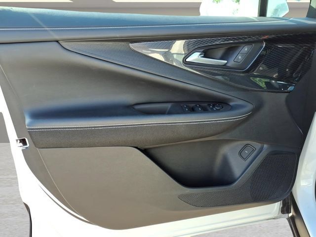 Used 2024 Chevrolet Blazer EV LT AWD/4WD image 14