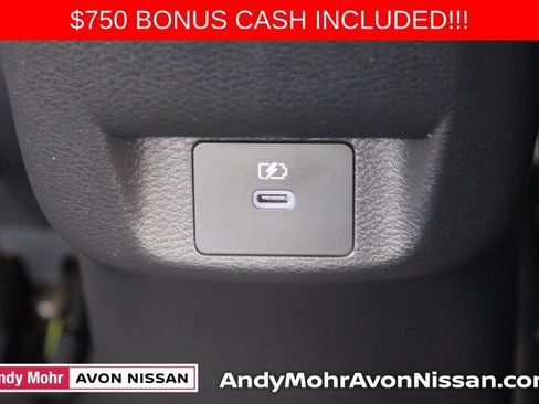 New 2025 Nissan Versa SV w/ Trunk Package image 14