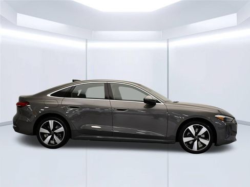 Used 2025 Audi A5 2.0T Premium w/ Convenience Package AWD/4WD image 6