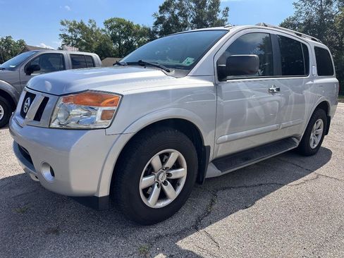 Used 2013 Nissan Armada SV RWD image 1