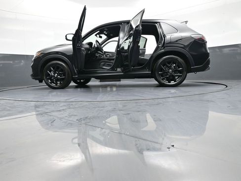 Used 2024 Honda HR-V Sport image 47