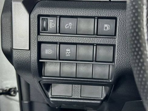 Certified 2025 Toyota 4Runner SR5 AWD/4WD image 11