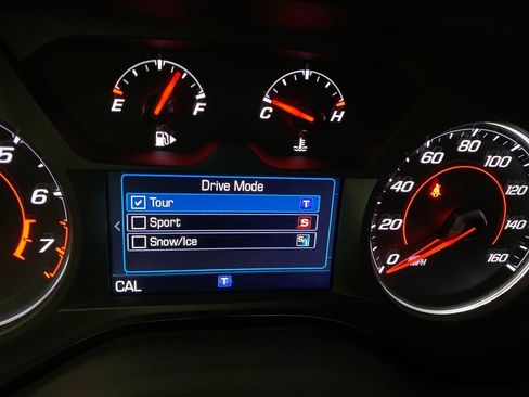 Used 2023 Chevrolet Camaro LT RWD image 19