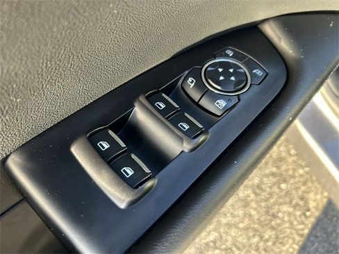 Used 2023 Lincoln Nautilus Reserve w/ Luxury Package image 16