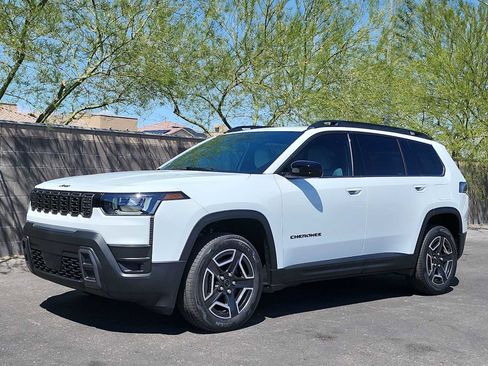 New 2026 Jeep Cherokee Laredo AWD/4WD image 5