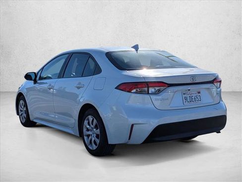 Used 2024 Toyota Corolla LE image 7