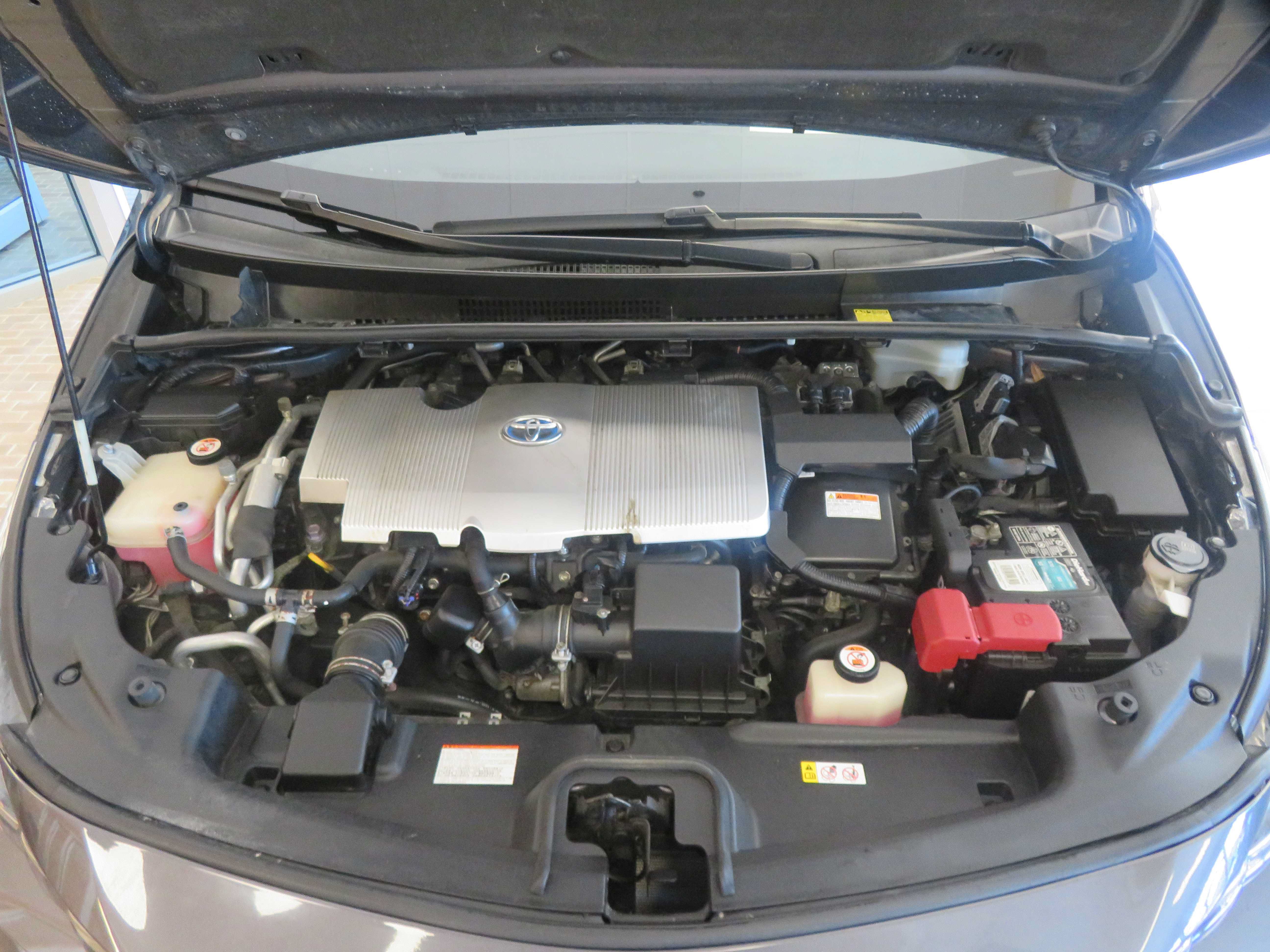 Used 2018 Toyota Prius Prime Premium FWD image 55