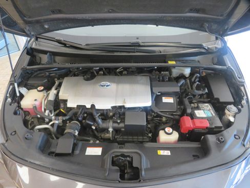 Used 2018 Toyota Prius Prime Premium FWD image 55