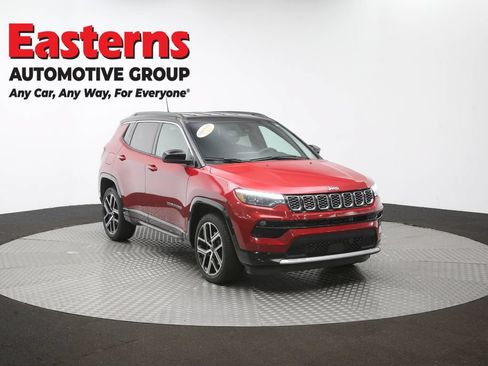 Used 2025 Jeep Compass Limited w/ Elite Group AWD/4WD image 50