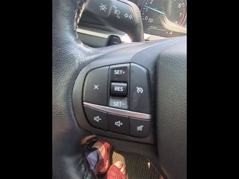 Used 2020 Ford Explorer XLT w/ Comfort Package AWD/4WD image 23