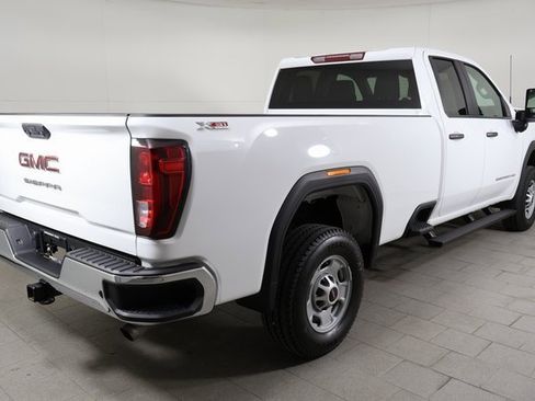 Used 2025 GMC Sierra 2500 Pro w/ Convenience Package image 5