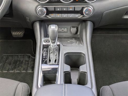 Used 2025 Nissan Sentra SV image 19