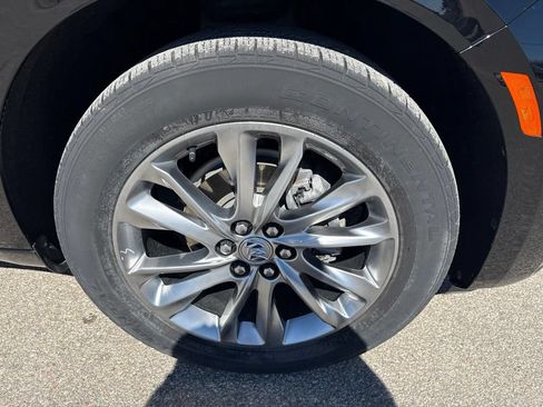 Certified 2023 Buick Enclave Avenir w/ Trailering Package, 5000 lbs. FWD image 6