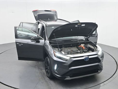 Used 2024 Toyota RAV4 XSE w/ Advanced Technology Package AWD/4WD image 32