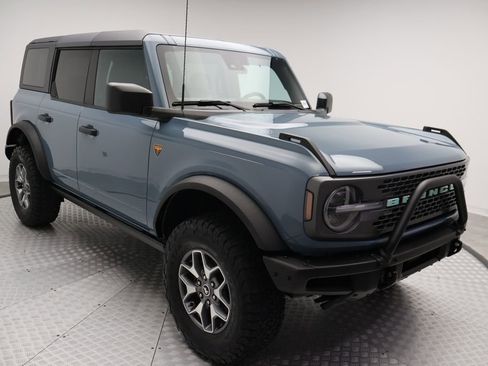 Used 2021 Ford Bronco Badlands AWD/4WD image 6