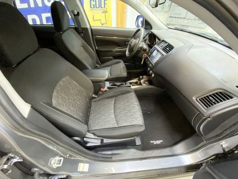 Used 2025 Mitsubishi Outlander Sport ES AWD/4WD image 24