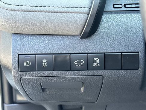 Used 2023 Toyota Camry SE FWD image 27