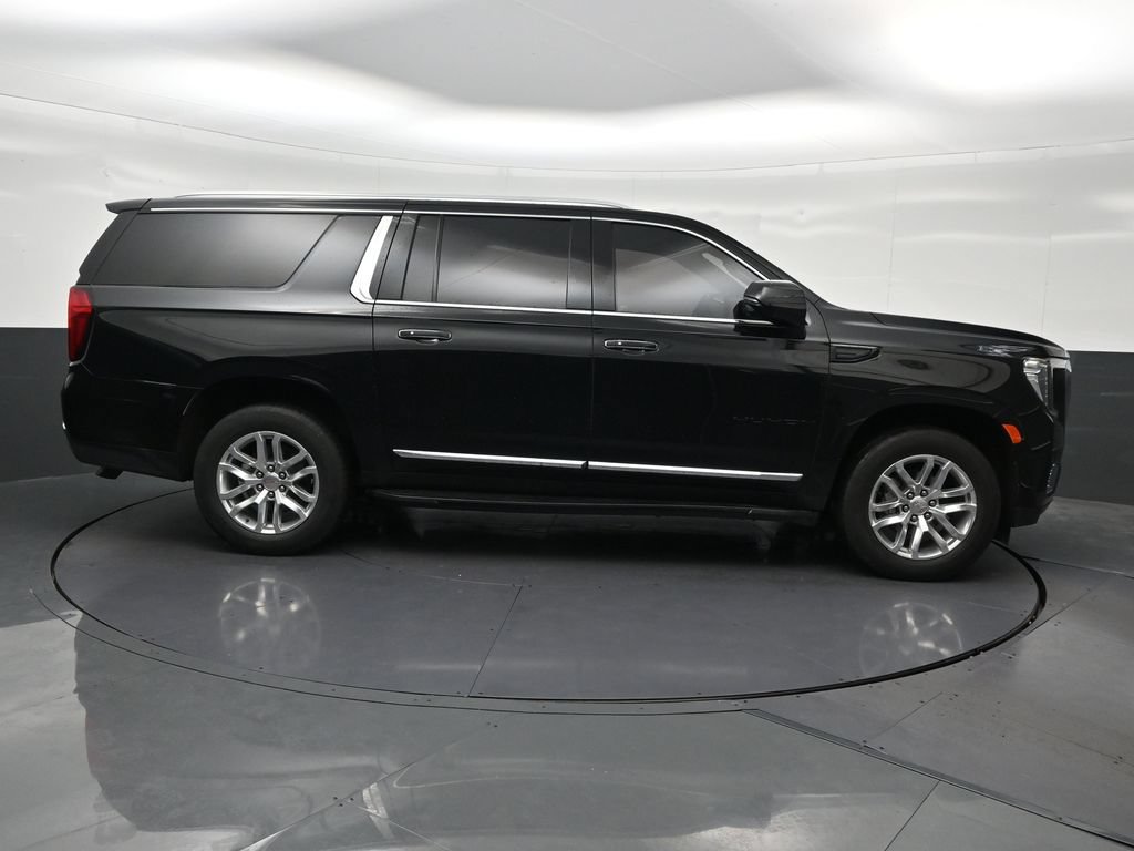 Used 2024 GMC Yukon XL SLT w/ SLT Premium Package RWD image 7