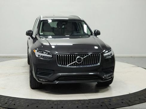 Used 2023 Volvo XC90 B6 Core AWD/4WD image 3