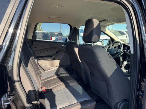 Used 2018 Ford Escape SE w/ SE Sync 3 Package FWD image 10