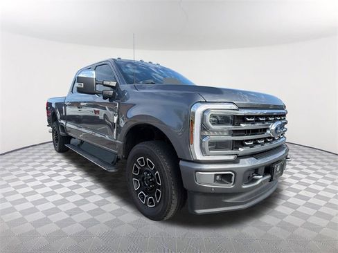 Used 2024 Ford F250 Platinum w/ FX4 Off-Road Package image 3