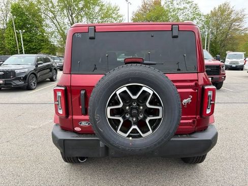New 2026 Ford Bronco Outer Banks AWD/4WD image 4