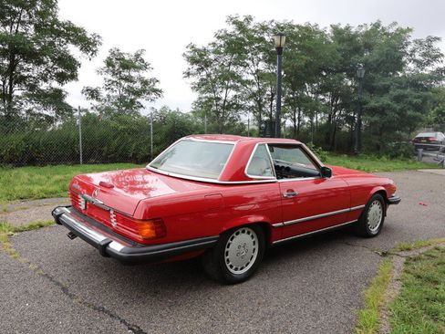 Used 1989 Mercedes-Benz 560 SL image 6