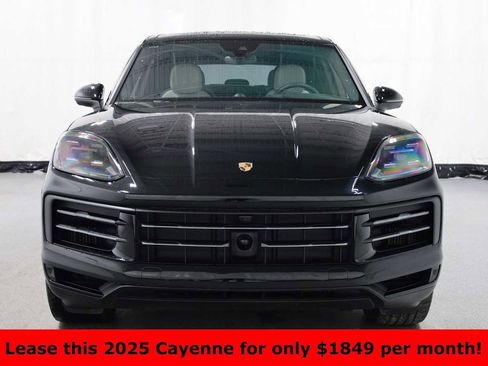 Certified 2025 Porsche Cayenne E-Hybrid image 14