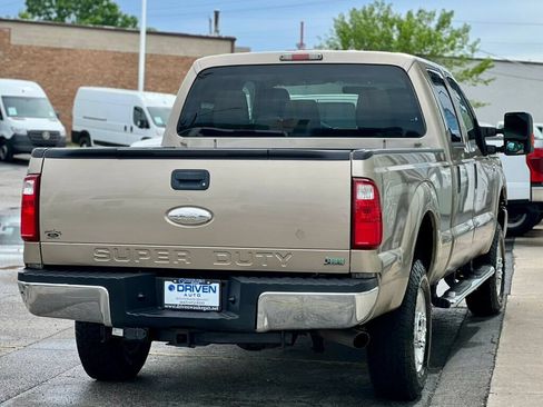 Used 2011 Ford F250 XLT w/ Snow Plow Prep Pkg AWD/4WD image 5