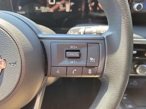 Certified 2025 Nissan Kicks S AWD/4WD image 23