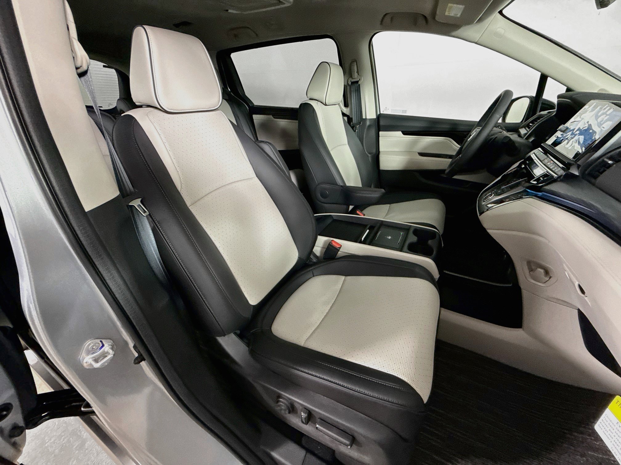 New 2026 Honda Odyssey Elite image 38