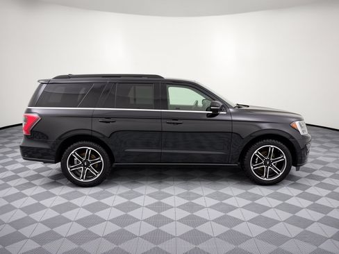 Used 2020 Ford Expedition Limited w/ Equipment Group 303A RWD image 8