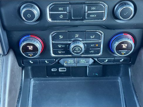 Used 2023 Chevrolet Tahoe LT image 15