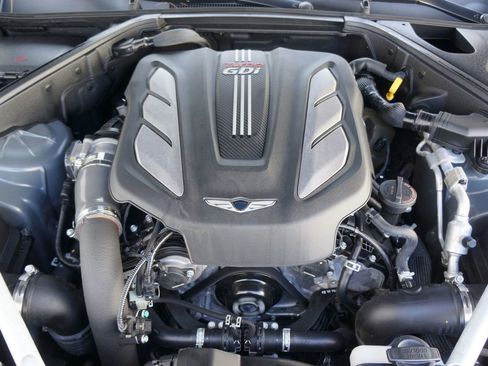 Used 2020 Genesis G90 3.3T Premium RWD image 25