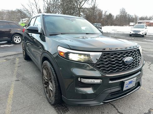 Used 2022 Ford Explorer ST w/ Equipment Group 401A image 9