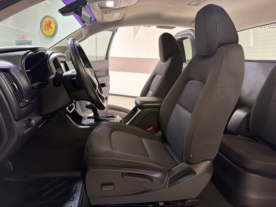 Used 2015 GMC Canyon SLE RWD image 25