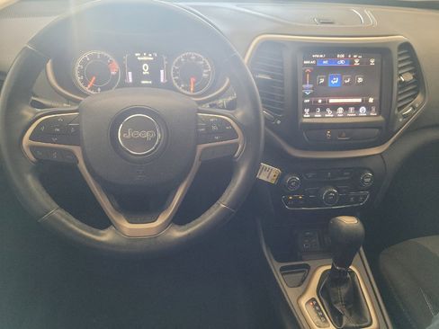 Used 2016 Jeep Cherokee Latitude w/ Safety/Convenience Group FWD image 22