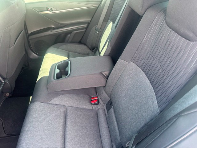 Used 2025 Toyota Camry LE w/ Convenience Package FWD image 5