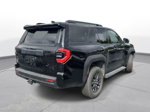 Used 2025 Toyota 4Runner SR5 AWD/4WD image 6