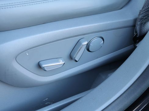 Used 2020 Lincoln Nautilus Reserve w/ Equipment Group 201A image 30