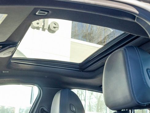 Used 2024 BMW i4 xDrive40i image 33