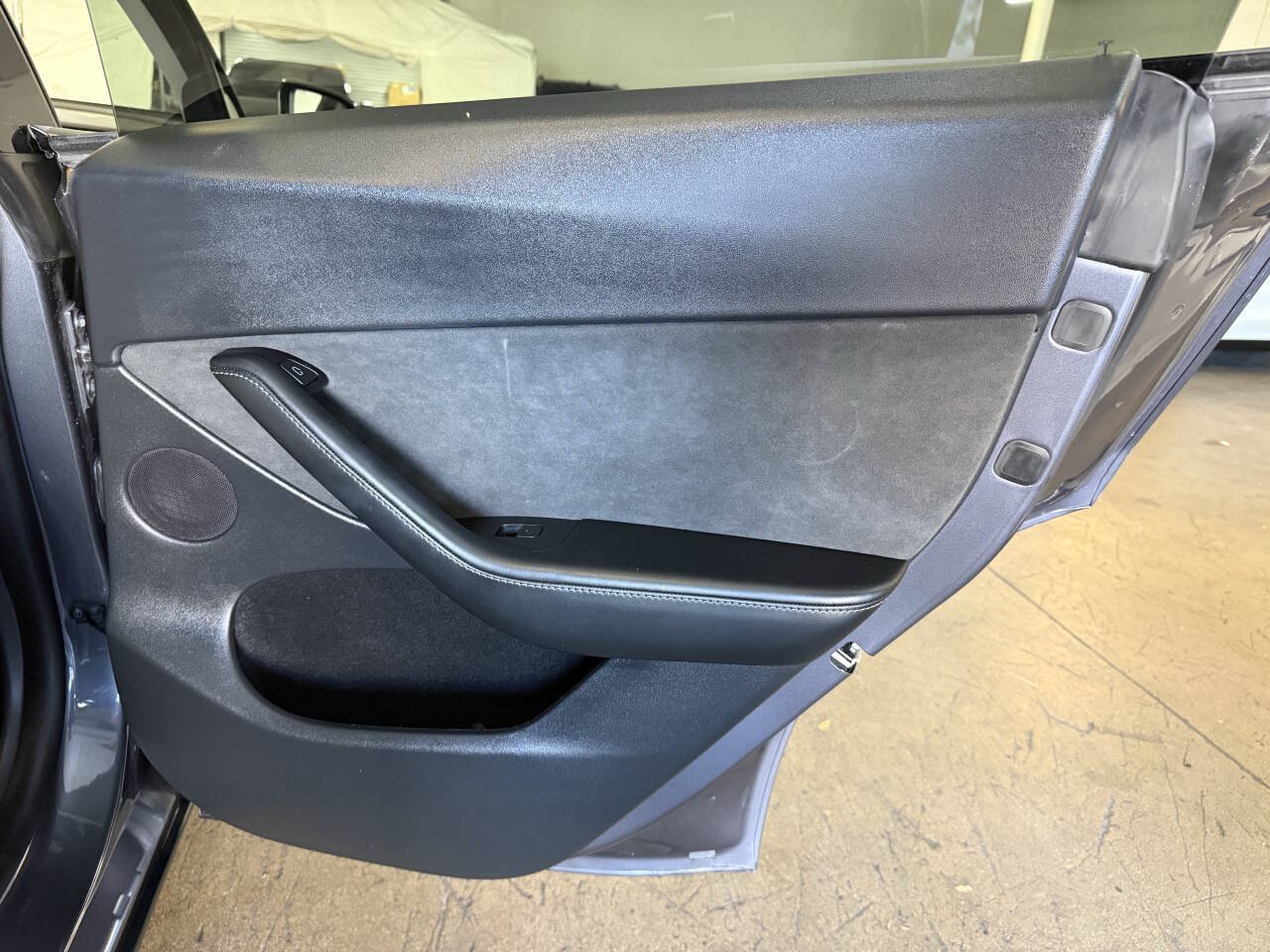 Used 2023 Tesla Model Y Performance AWD/4WD image 26