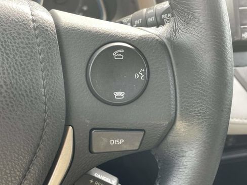 Used 2015 Toyota RAV4 Limited FWD image 31