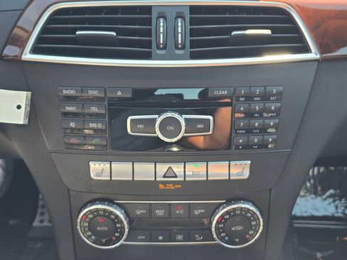 Used 2014 Mercedes-Benz C 300 4MATIC Sedan image 30
